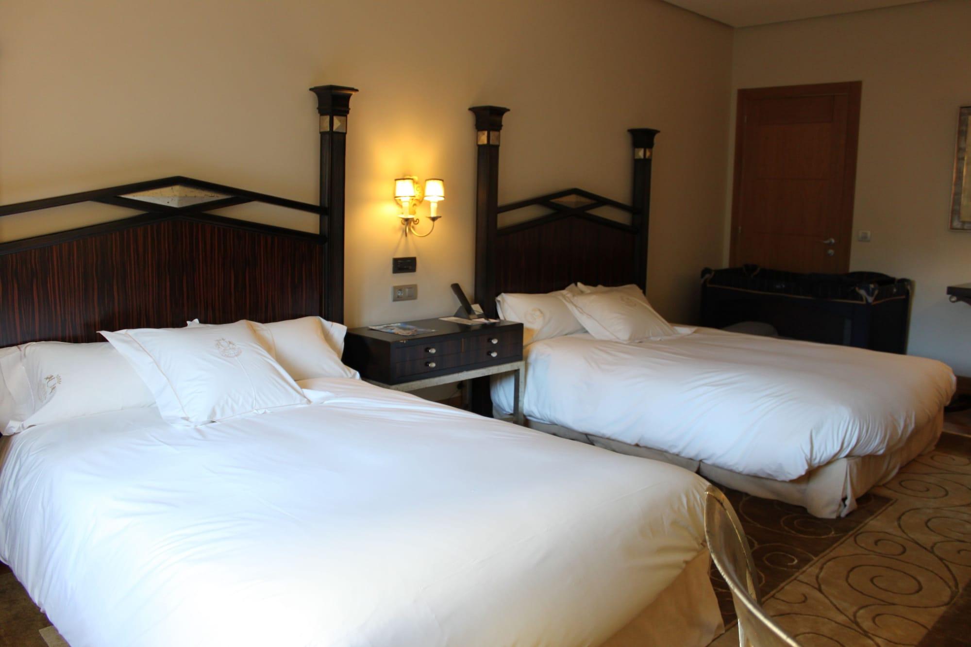 Pazo Los Escudos Hotel Spa & Resort فيجو المظهر الخارجي الصورة A room at the hotel