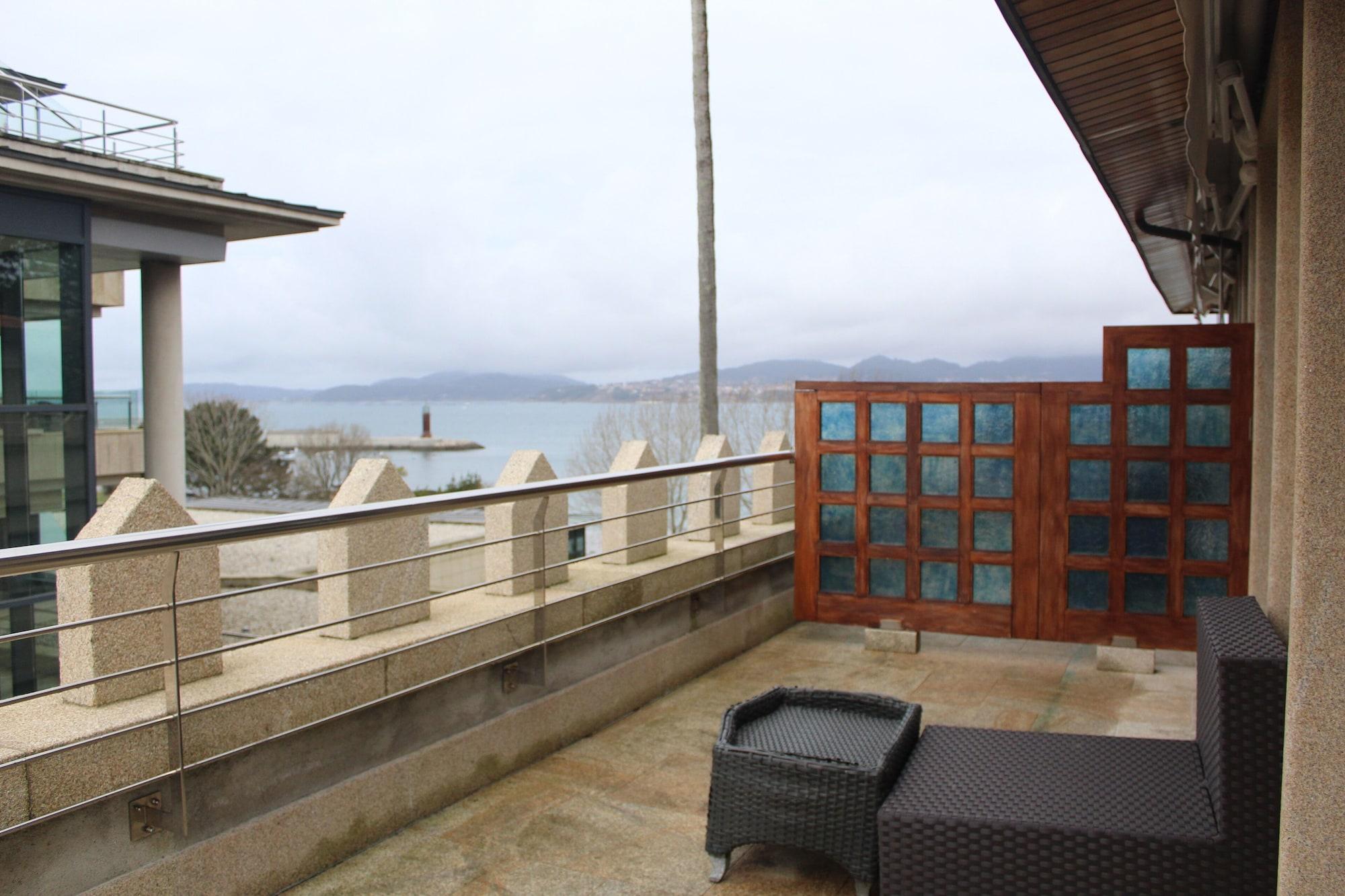 Pazo Los Escudos Hotel Spa & Resort فيجو المظهر الخارجي الصورة A balcony