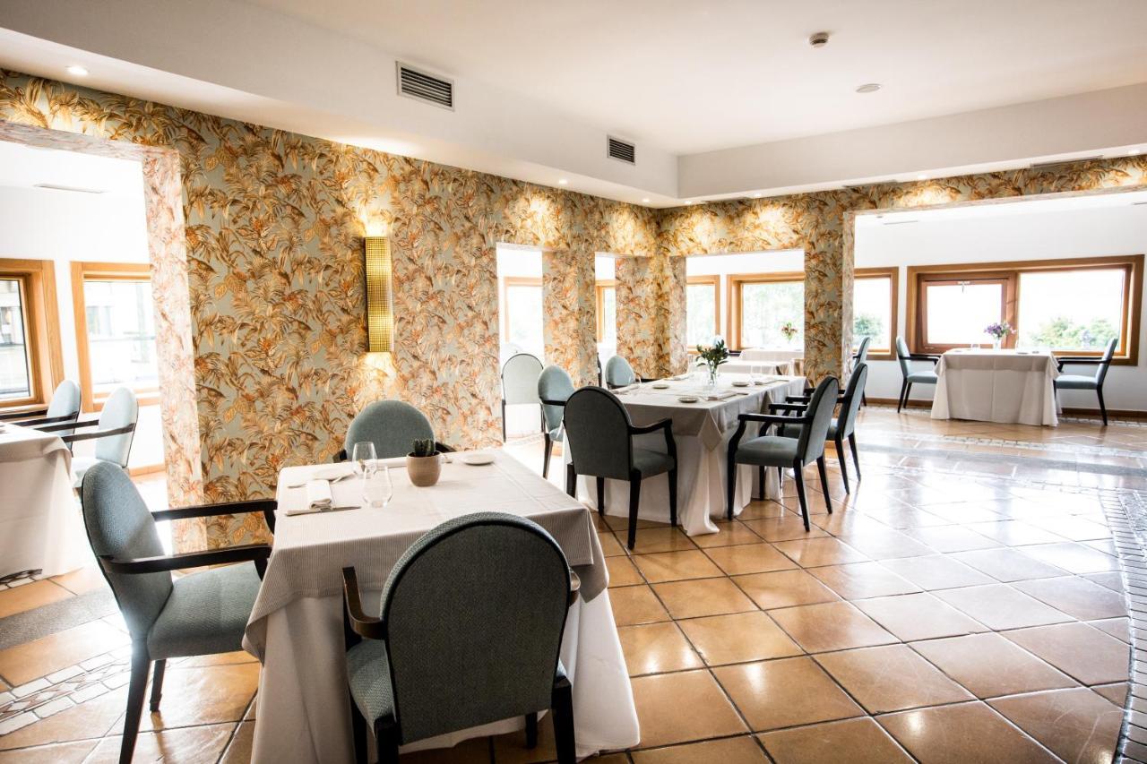 Pazo Los Escudos Hotel Spa & Resort فيجو المظهر الخارجي الصورة Restaurant